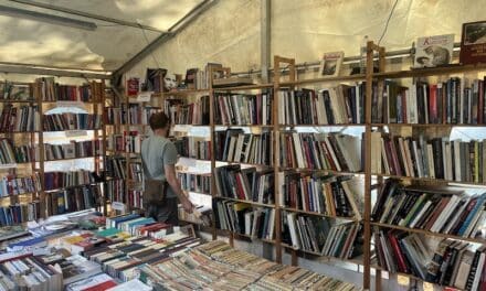 Bücherbummel auf der Kö 2026: Literatur, Lesevergnügen und eine heiß diskutierte Frage