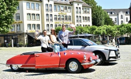 Seltene Klassiker rollen wieder durch die Altstadt