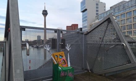 Kunst trifft Musik: Finissage von „Glamour, Trash and Paintings“ mit ART IS TRASH und Ufo Walter