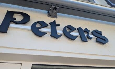 Peters eröffnet in Angermund