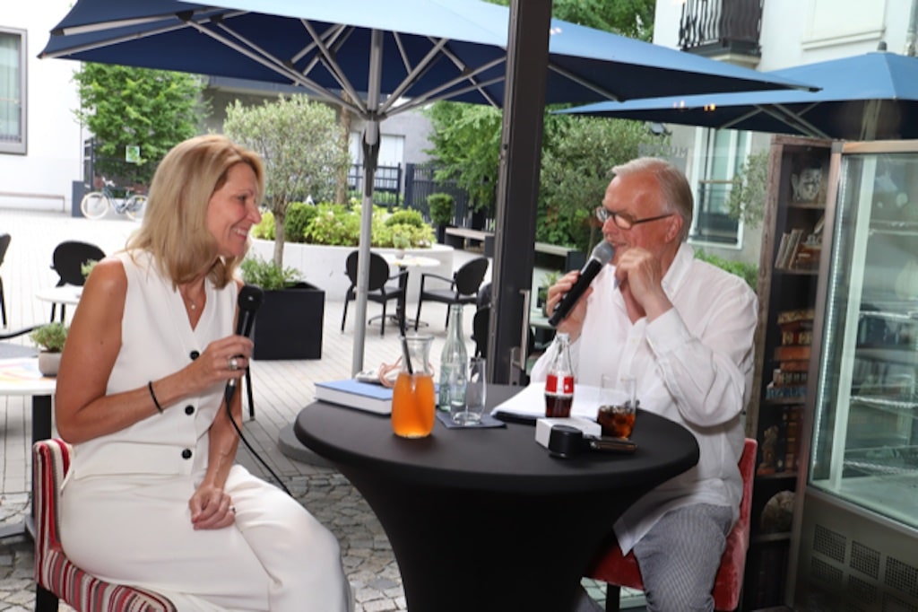 Professorin Dr. Anja Steinbeck und Heribert Klein Foto : Rainer Kaltenbach
