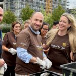 Kleine Setzlinge, große Wirkung: UPS startet Baumaktion in Monheim
