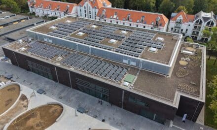 Neue Vierfachsporthalle an der Redinghovenstraße eingeweiht